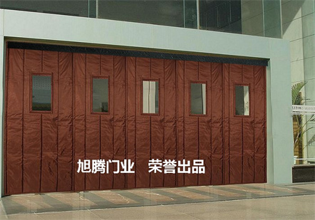 超市棉门帘.jpg